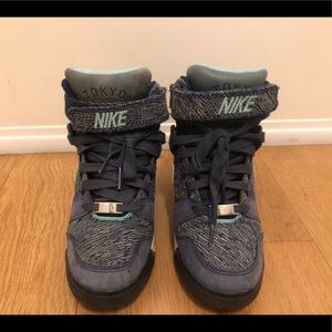 Nike air wedge sneakers